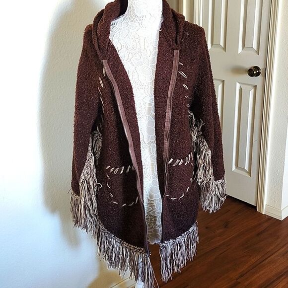 Scully Sweater/ Poncho - Picture 7 of 9